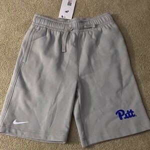 Nike Big Boys Light Gray Athletic Shorts Size Large